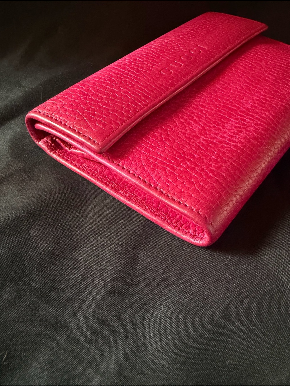 Gucci Trifold Leather Wallet - Picture 10 of 15